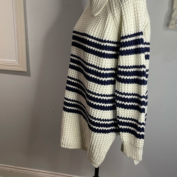 Women’s Lands*End* Sweater Blue & White Stripe Turtleneck Size L - Picture 3 of 11